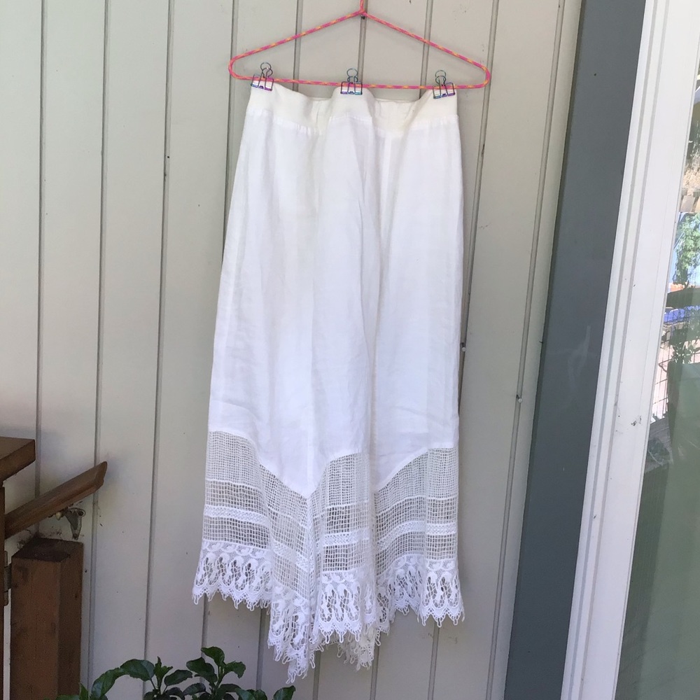 CHICO’S Midi White Summer Skirt  Sz 10-12